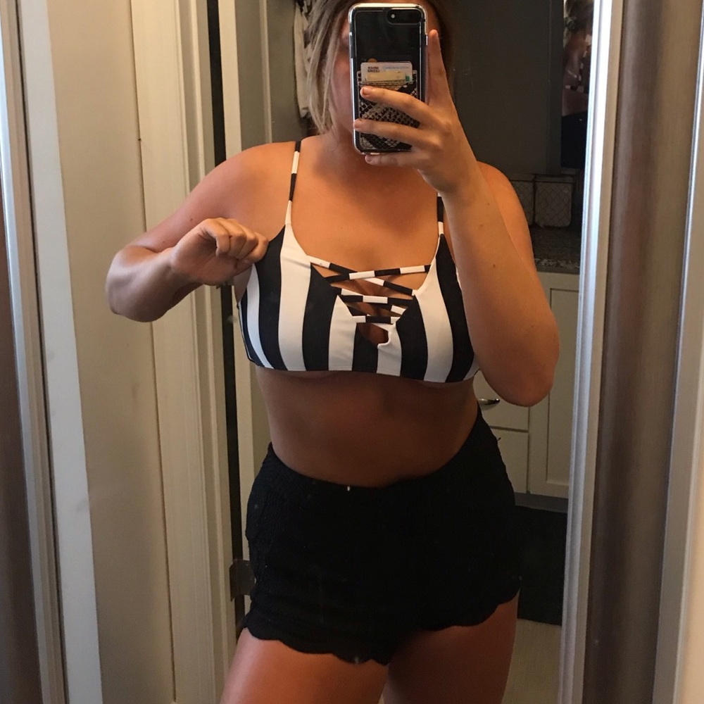 Stripe bikini top
